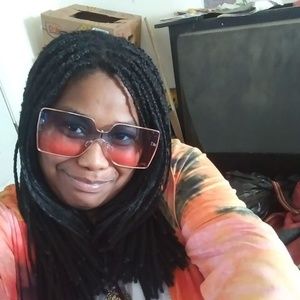 Meet your Posher, Marysha